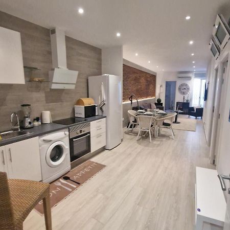 Barcelona,Apartamento Con Terraza Daire L'Hospitalet de Llobregat Dış mekan fotoğraf