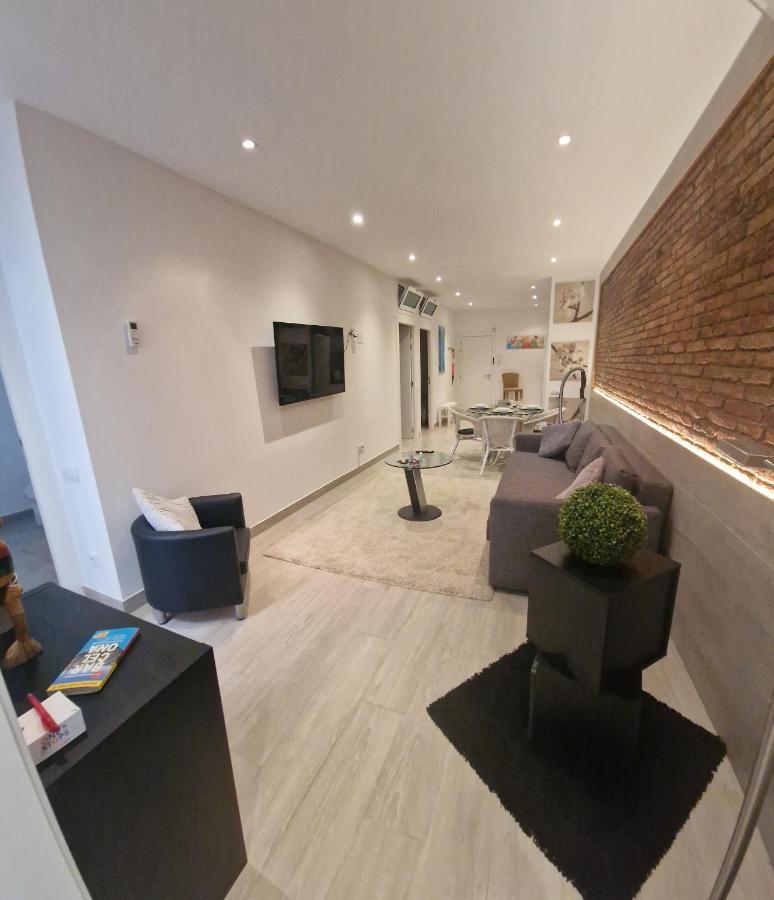 Barcelona,Apartamento Con Terraza Daire L'Hospitalet de Llobregat Dış mekan fotoğraf