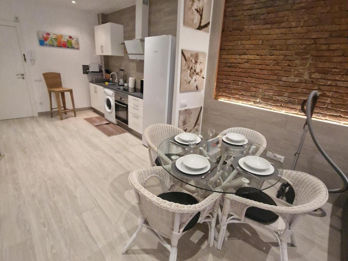 Barcelona,Apartamento Con Terraza Daire L'Hospitalet de Llobregat Dış mekan fotoğraf