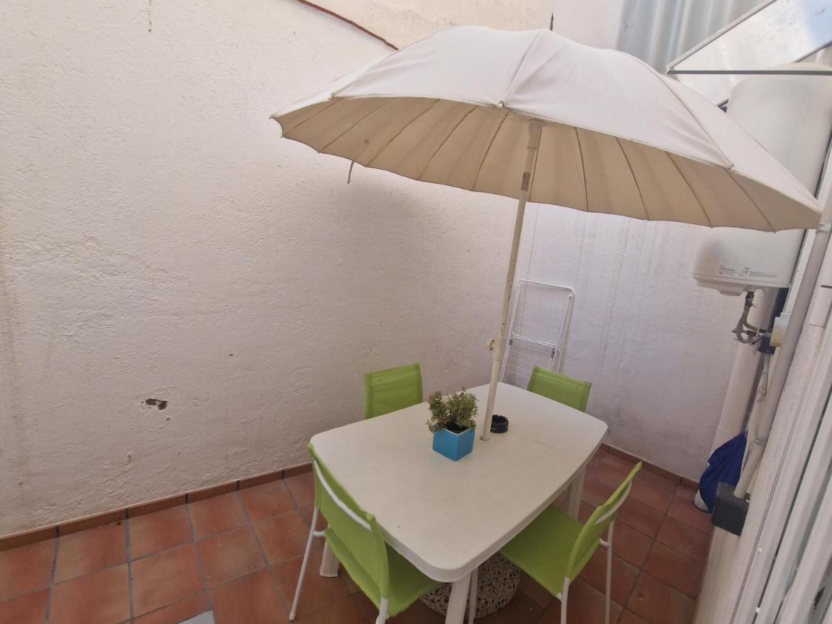 Barcelona,Apartamento Con Terraza Daire L'Hospitalet de Llobregat Dış mekan fotoğraf