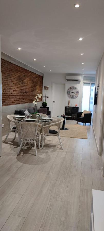 Barcelona,Apartamento Con Terraza Daire L'Hospitalet de Llobregat Dış mekan fotoğraf