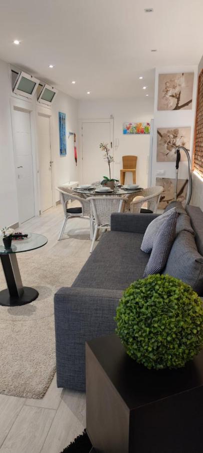 Barcelona,Apartamento Con Terraza Daire L'Hospitalet de Llobregat Dış mekan fotoğraf